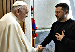 «Не має бути рівності жертви й агресора»: Зеленський поспілкувався із Папою Римським у Ватикані і закликав засудити росію