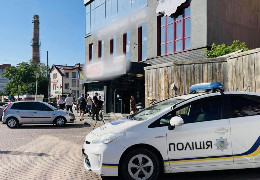 У Франківську обстріляли спортзал і тяжко поранили відвідувача: ЗМІ пишуть, що міг працювати снайпер