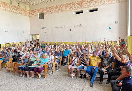 "Жодного голосу "проти": на Буковині ще одна релігійна громада вирішила перейти до ПЦУ