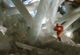 Смертельна пастка: дослідник показав печеру з кристалами-вбивцями