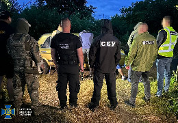 На Буковині затримали росіянку, яка переправляла ухилянтів за кордон