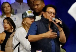 Кілер був досвідчений: у мережі поширили відео, як в Еквадорі після мітингу вбили кандидата у президенти