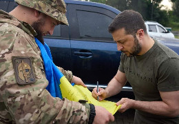 Президент Зеленський відзначив батальйон з Буковини, пригадавши спілкування з бійцями на Донбасі