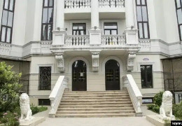 Квартира Зеленських виставлена на продаж: скільки коштує житло президентської сім’ї