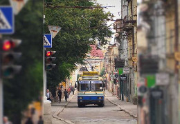 У Чернівцях відновили звичний маршурт тролейбуси другого маршруту по вулиці Руській