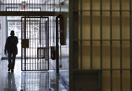 Верховна Рада ухвалила законопроєкт за яким деякі засуджені не відбуватимуть покарання у тюрмах