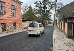 Проїзд Вірменською у Чернівцях відновили: ремонт вулиці затягувався через недобросовісного підрядника