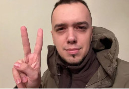 Скандальний блогер Мирослав Олешко міг виїхати з України з «довідкою» за $15 тис. — ЗМІ