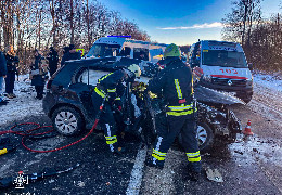Подробиці жахливої аварії у Тереблече біля румунського кордону: 5 травмованих, з них - дві водійки