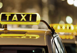 В Україні податкова взялась за таксистів "кукурузників": забирають власні авто