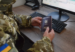 На Буковині затримали румуна, який надав чужий паспорт в оренду ухилянту для виїзду за кордон
