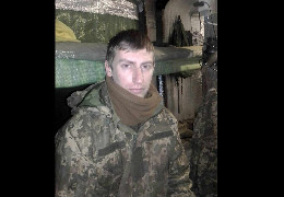 Буковина пам'ятає полеглого хотинчанина Василя Мороза, який загинув в боях на Луганщині. Тато у пам'ять про сина, облаштував у його рідній школі комп’ютерний клас