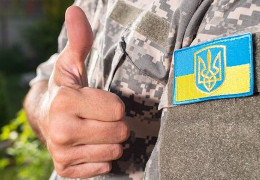 Демобілізація строковиків в Україні: Президент сьогодні підписав закон