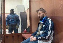 У російському суді показали фото підозрюваних у теракті у Підмосков’ї: в одного з них відрізане вухо