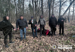 Допомагав ухилянтам перетнути кордон: "провідникові" з Буковини загрожує 7 років ув’язнення