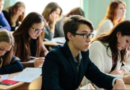В Україні скасують 11-річне навчання у школі і відправлять половину учнів до ПТУ