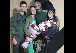 Буковина пам'ятає Героя Вадима Коростюка, який мужньо захищав Україну на Луганщині, але загинув в ДТП з родиною під час відпустки