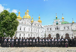 Православна церква України підтримує необхідність законодавчої заборони УПЦ МП - постанова Архієрейського Собору ПЦУ