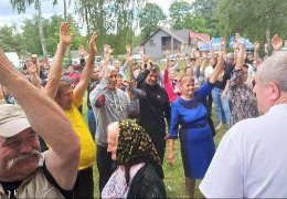 На Буковині громада села Зеленів Брусницької громади перейшла під парафію ПЦУ