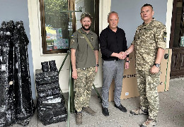 Чернівецька міська рада передала воїнам 107-ї окремої бригади Тро важливе обладнання для боротьби з ворогом