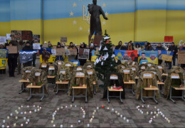 "Щедрик для тих, кого чекаємо". У Чернівцях провели акцію на підтримку військовополонених