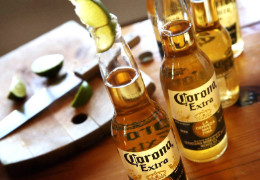 Чому варто купити Corona Extra: історія легендарного мексиканського пива