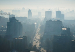 У мережі знову пишуть про «брудну хмару» над Україною: реакція Укргідрометцентру