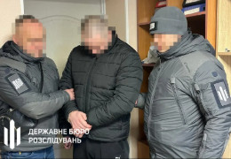 Затримали підполковника-корупціонера, який нахапав з військових хабарів на 1,2 мільйони гривень