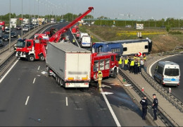 У Варшаві в одному місці сталася подвійна ДТП за участю українців, 17 постраждалих