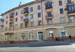 Заплатив мільйон гривень і розірвав угоду: У Чернівцях підприємець відмовився від оренди великого приміщення у центрі міста