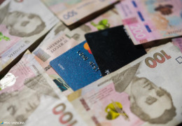Нові правила ПриватБанку: хто підпадає під ліміти на перекази
