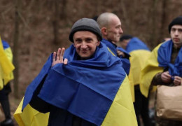 Для воїна з Буковини, який повернувся з полону, у рідному селі влаштували концерт