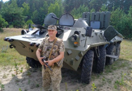 Розповідь про прикордонника з Буковини Анатолія Бурдуна, який на американському М-113 евакуйовував побратимів в гарячих точках фронту