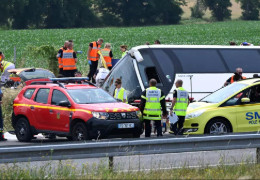 У Франції автобус з українцями потрапив у смертельну аварію - четверо загиблих, щонайменше 30 травмованих