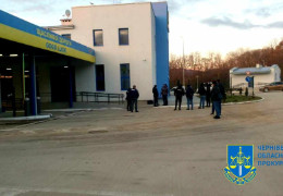 На Буковині митники придумали схему незаконного переміщення електронних сигарет в обхід кордону