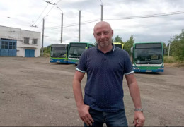 Ветеран війни з Чернівців Вальтер Шеффер вирішив навести лад "в тилу" на одному з комунальних підприємств
