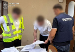 На Буковині судитимуть співробітника митниці, який пропустив контрабанду на мільйон