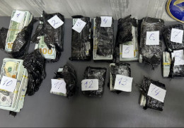 Через КПП на Буковині громадянин Грузії намагався нелегально вивезти 260 тисяч доларів у моторному відсіку автобуса "Хмельницький – Стамбул"