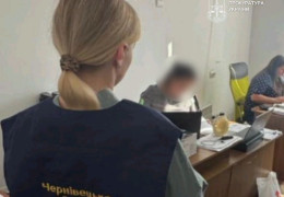 Ковалюк вже ні при чому?! Звинувачують чиновницю, яка займалася у Вікнянській сільраді закупівлями для ЗСУ і сприяла перемозі у тендері домовленого учасника