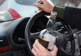 Нове у ПДР: У водіїв будуть забирати права та конфіскувати авто на користь ЗСУ за нетверезе керування під час воєнного стану та знизять «нештрафований поріг» з 20 до 10 км/год