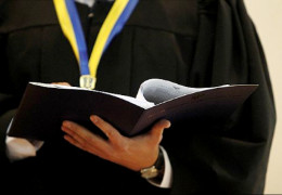 ВРП звільнила у відставку суддю Сторожинецького райсуду Чернівецької області Івана Яківчика