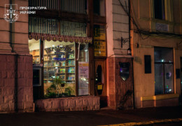 Приміщення колишньої "Української книги" у центрі Чернівців суд повернув громаді