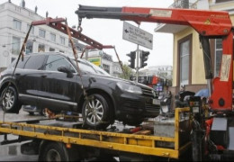 Новий закон про «виконавче провадження»: якщо людина потрапляє у такий реєстр, то все її майно, включаючи транспортні засоби, потрапляє в арешт і його відчуження забороняється