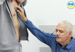 Відомий лікар-кардіохірург інституту серцево-судинної хірургії ім. Амосова Іван Кравченко відзначив високу професійність лікарів Чернівецького обласного кардіоцентру. І пояснив, чому він так вважає
