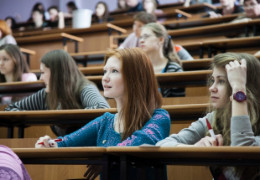Стало відомо, коли в Україні запровадять вступ до університетів на «нульовий курс»