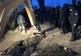 Лужанський спиртзавод незаконно закопав обхідну трубу, через яку скидав свої стоки до чернівецьких мереж водовідведення - МБ
