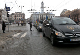 Знайшли спокій на буковинській землі... На Садгірському кладовищі попрощалися із сімома невідомими солдатами, які полягли, захищаючи Україну. ВІДЕО