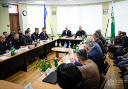 Осипенко у Путилі почув про буковинські ліси таке, що волосся може стати дибки. Деталі описала Світлана Ісаченко