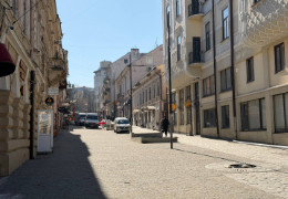 Буде пішохідною. На вулиці Марії Заньковецької у Чернівцях завершуються ремонтні роботи
