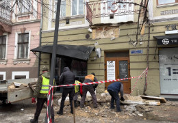 Чому в Чернівцях падають балкони й відвалюється штукатурка: хто відповідає за спадщину Австро -Угорщини
